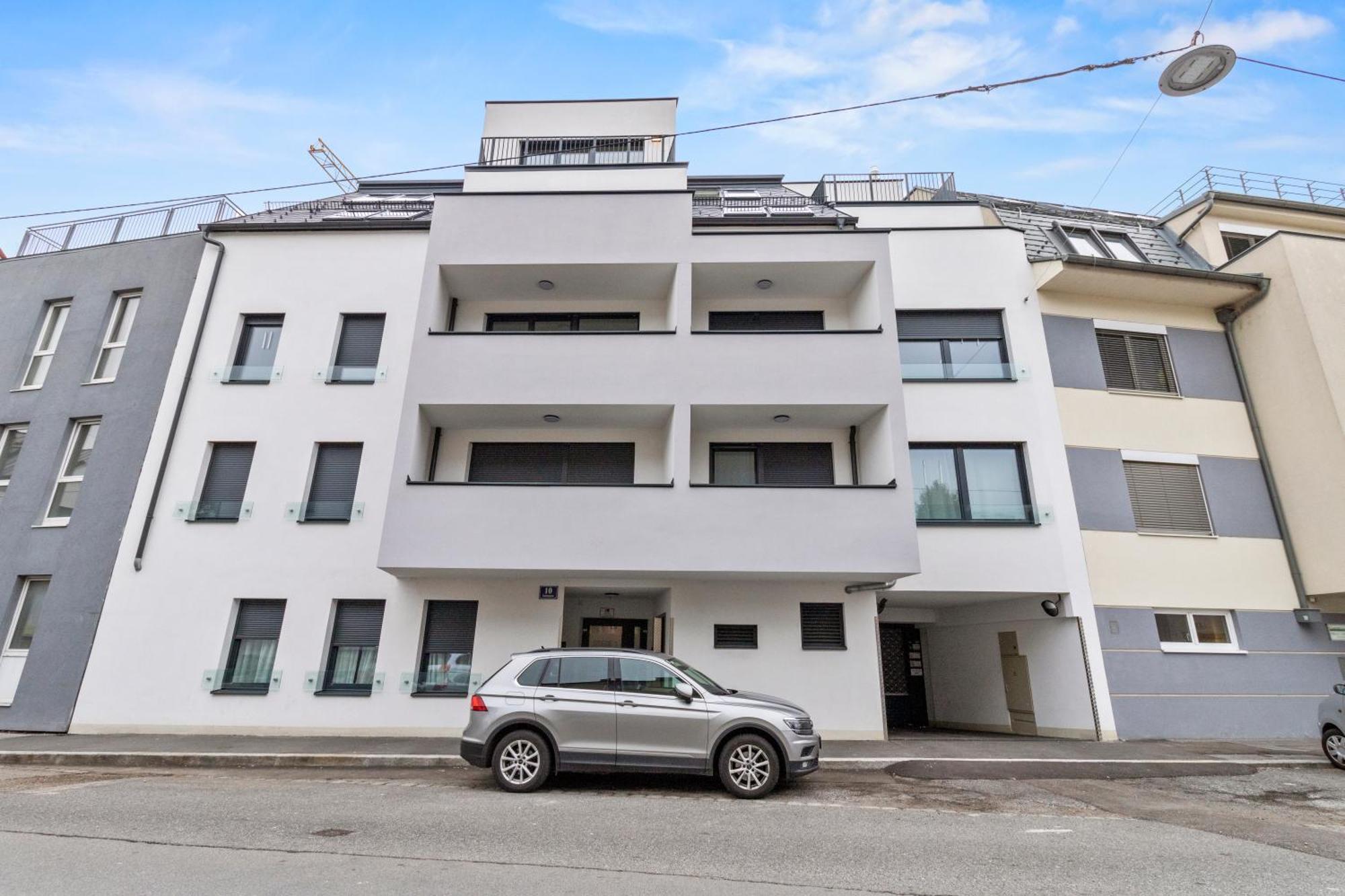 1 Min To Public Transport - 3 Min To Supermarket And Pharmacy - On-site Parking For 19,90 Eur *