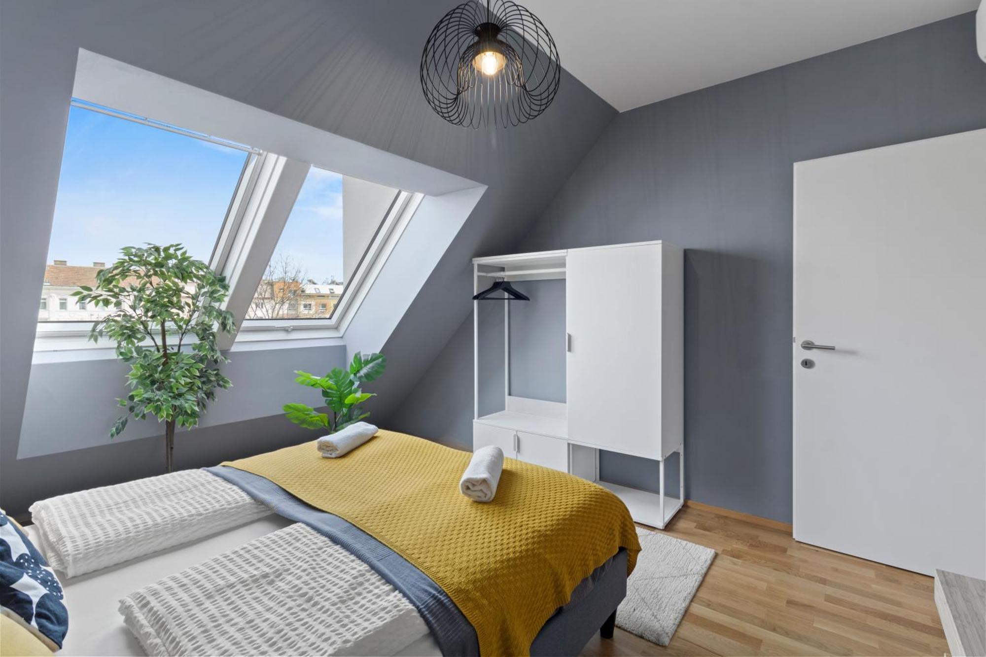 1 Min To Public Transport - 3 Min To Supermarket And Pharmacy - On-site Parking For 19,90 Eur Apartament