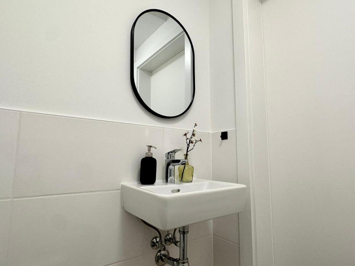 Near Klinik Floridsdorf - 3 Min To Supermarket And Pharmacy - On-site Parking For 19,90 Eur