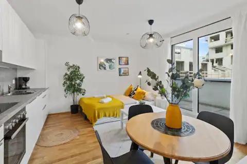 Apartment Near Klinik Floridsdorf - 3 Min To Supermarket And Pharmacy - On-site Parking For 19,90 Eur Wien